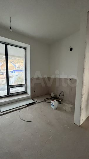 Коттедж 241 м² на участке 10 сот.