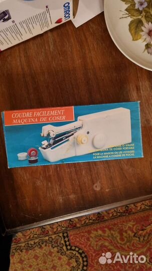 Машинка ручная швейная mini