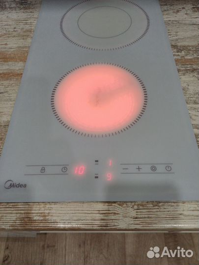 Варочная панель midea