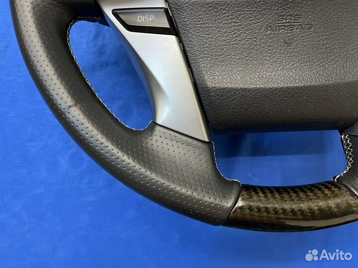 Анатомический руль косточкой карбон Toyota Mark X