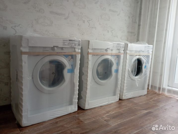Новая Стиральная машина Indesit