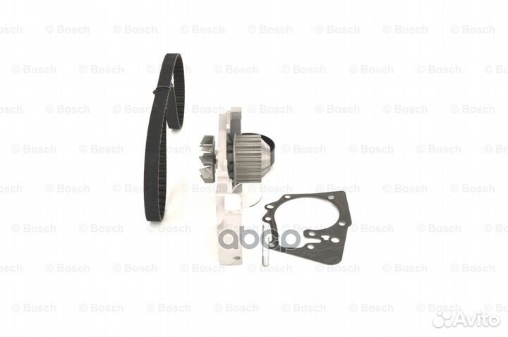 Ремкомплект грм с помпой 1 987 946 904 Bosch