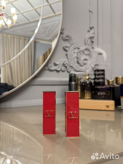 Помада Valentino