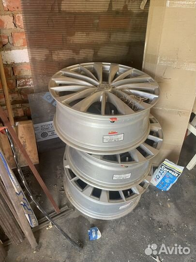 Диски на infiniti r20