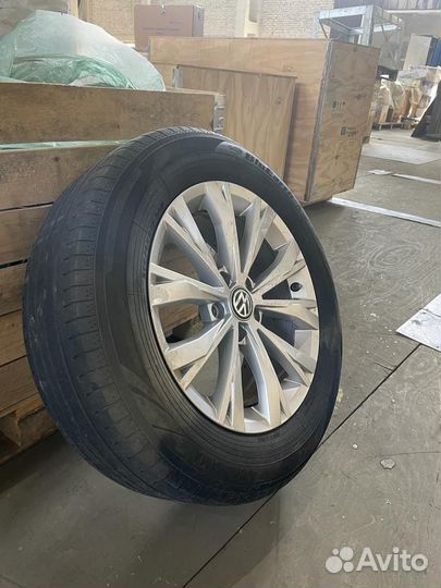 Диски с шинами для Tiguan с датчиками