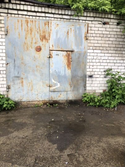 Гараж, > 30 м²