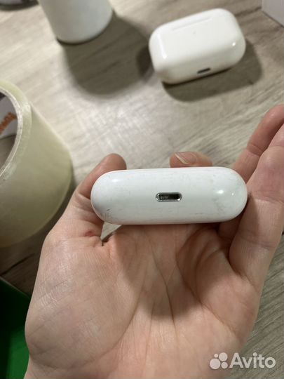 Беспроводные наушники apple airpods