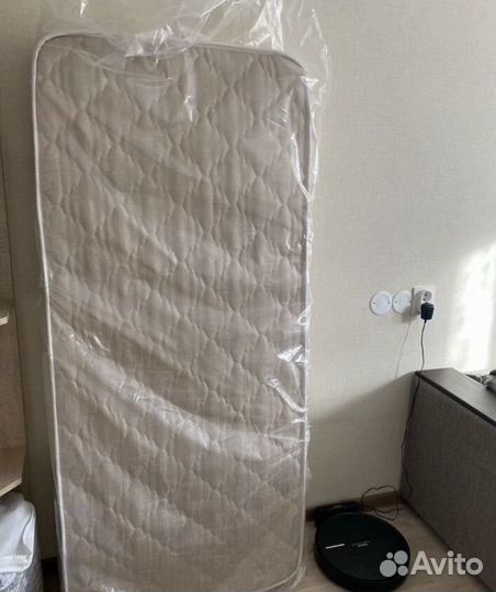 Кровать с матрасом детская