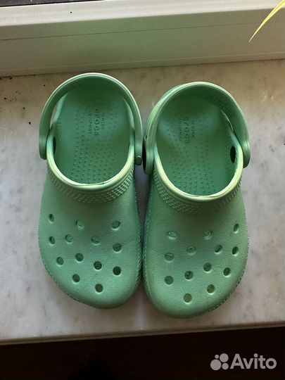 Crocs c 9