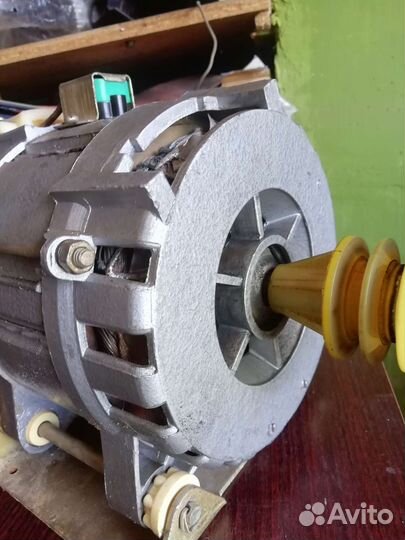 Двигататель стиральной машины