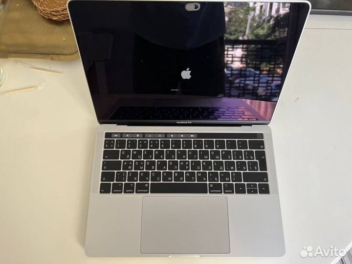 Macbook pro 13 2018 (512 gb ssd). 0 циклов