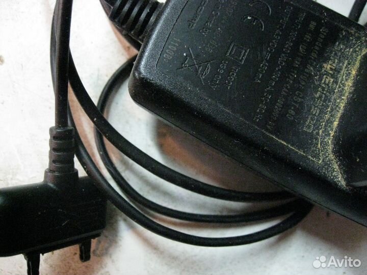 Для сони эриксон зарядка.наушники.оригинал