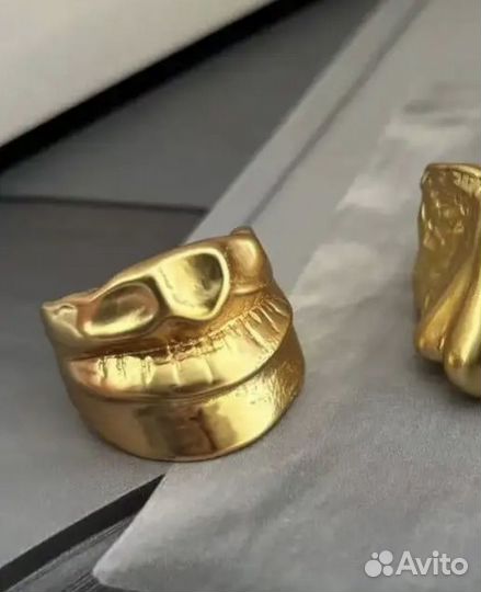 Schiaparelli кольцо