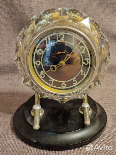 Настольные часы Маяк. СССР. На ходу