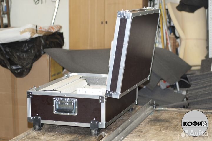 Кейс для светового оборудования с ложементом