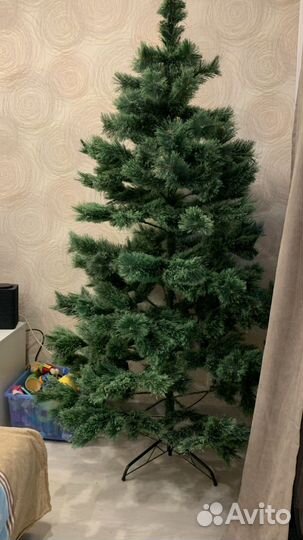 Елка искусственная 210