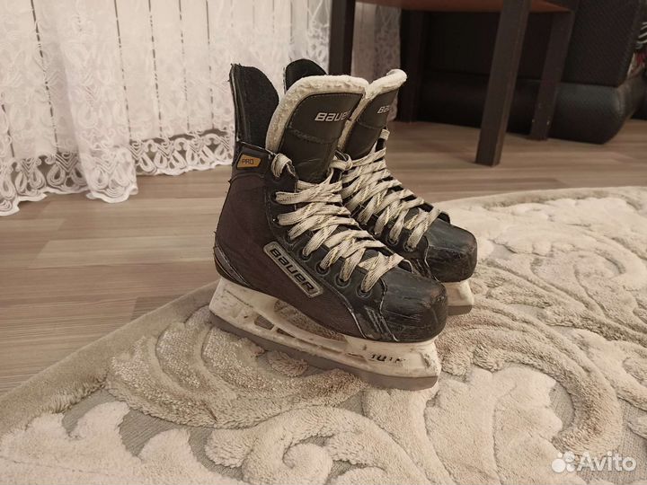 Хоккейные коньки bauer 33.5 размер