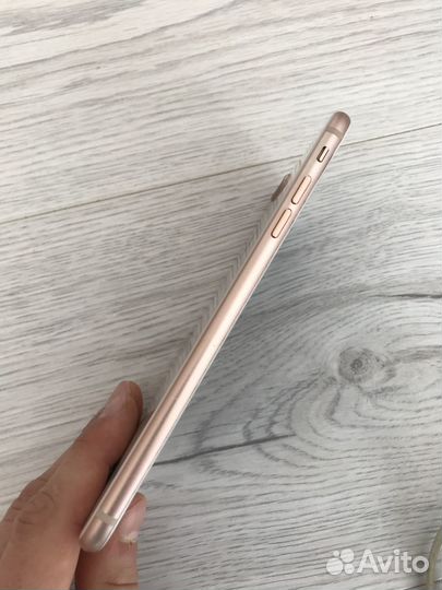 iPhone 8 Plus, 64 ГБ
