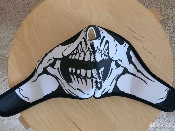 Маска скелетон