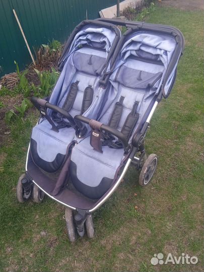 Прогулочная коляска для двойни