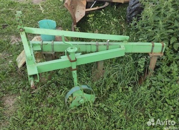 Плуг для трактора