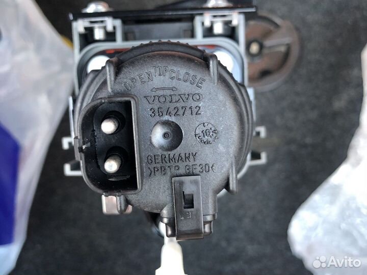 Противотуманки Вольво 850R