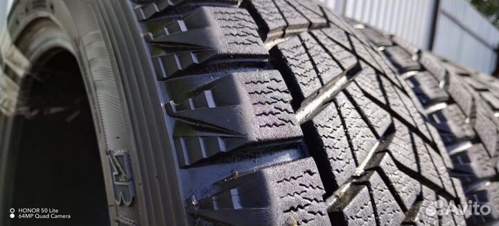 Bridgestone Blizzak DM-Z3 255/50 R19