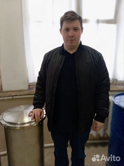 Продавцом