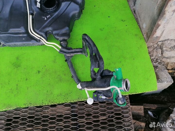 Топливный бак на Skoda Fabia 2007-2015