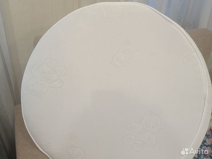 Круглый матрас и простыни