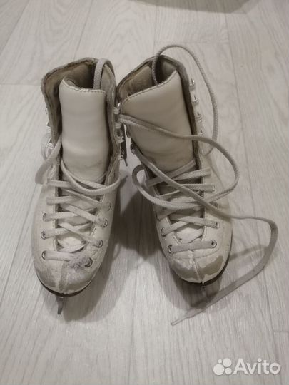 Коньки фигурные wifa 28