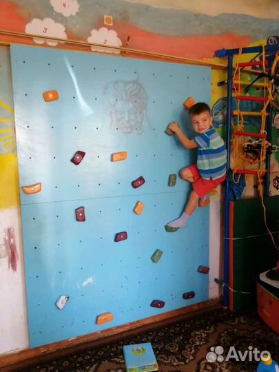 Большой скалодром 1,5 на 2 метра