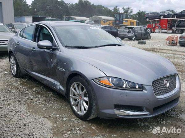 В разборе jaguar xj x351