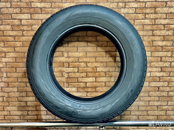 Nokian Hakkapeliitta R2 235/65 R18 110R