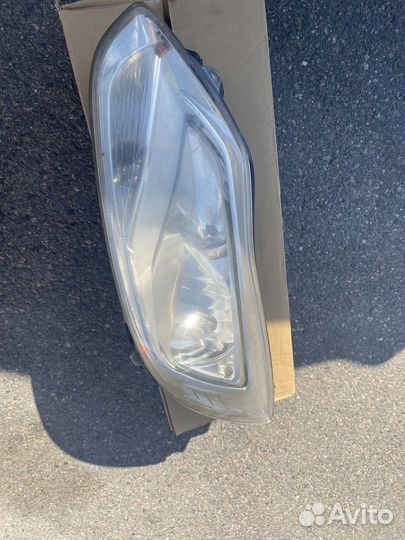 Фары ford focus 2