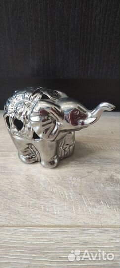 Статуэтка слон