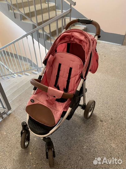 Прогулочная коляска nuovita corso