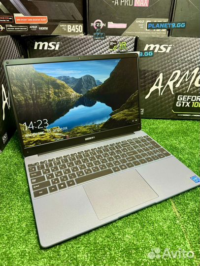 Ноутбук новый