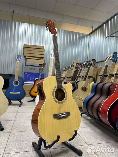 Электроакустическая гитара Elitaro