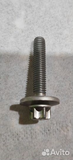 Болты крепления поддона АКПП на Мерседес