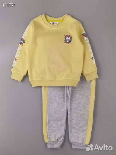 Костюм детский H&M. Новый. Размер 128, 134