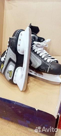 Коньки хоккейные