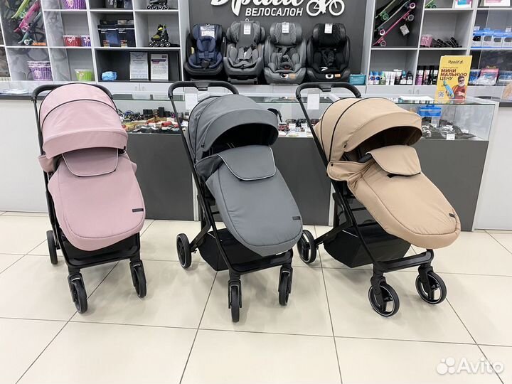 Коляска прогулочная