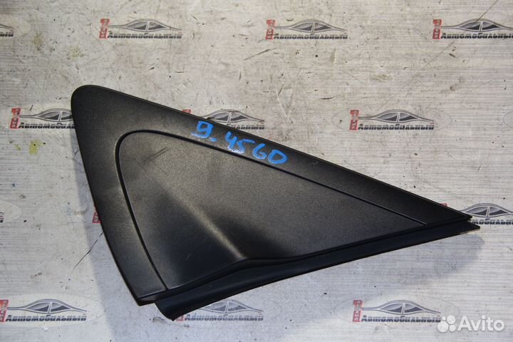 Уголок крыла лево c Mazda Demio DE3FS ZJ-VE