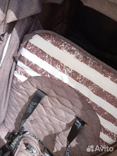 Продам прогулочную коляску rant vega