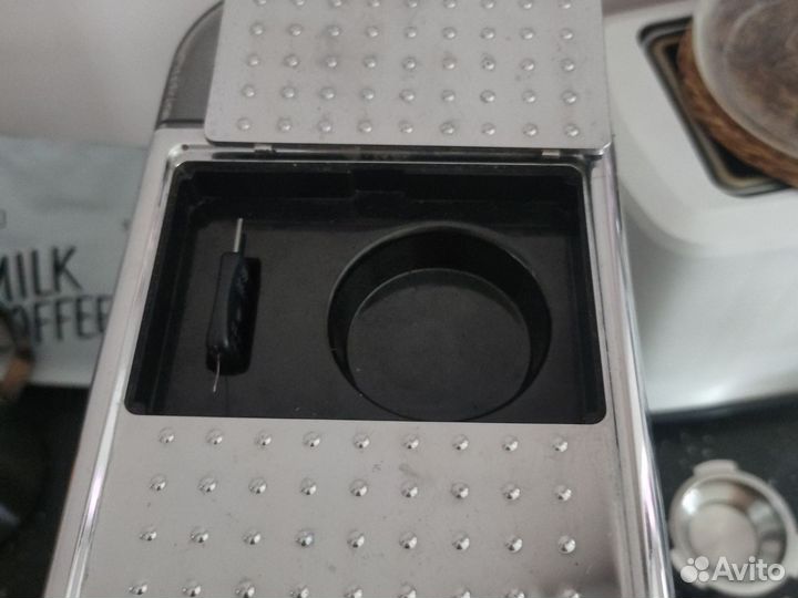 Рожковая кофеварка Polaris 2001AE