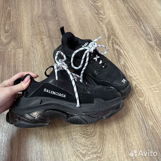 Balenciaga triple s