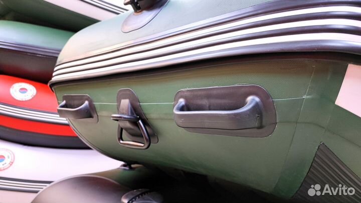 Лодка мишимо фемели PRO400(бело-зеленая)