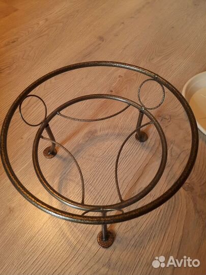 Подставка под цветочный горшок