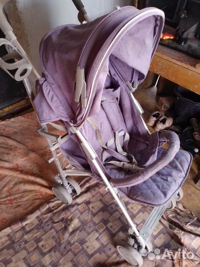 Прогулочная коляска